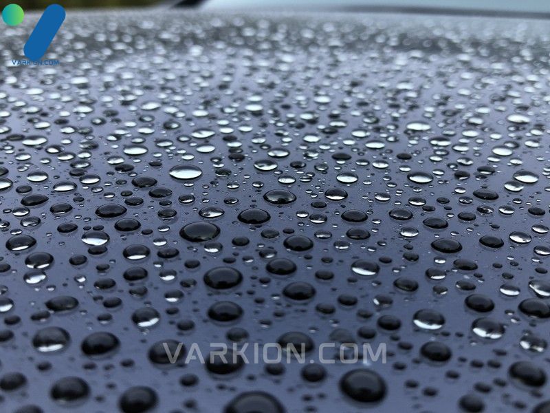 excellent-water-beading-showing-the-durability-of-the-longest-lasting-auto-wax-coating