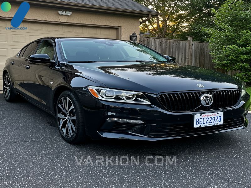 final-result-of-a-professional-detail-using-the-best-car-valet-kit-showing-a-deep-glossy-paint-finish