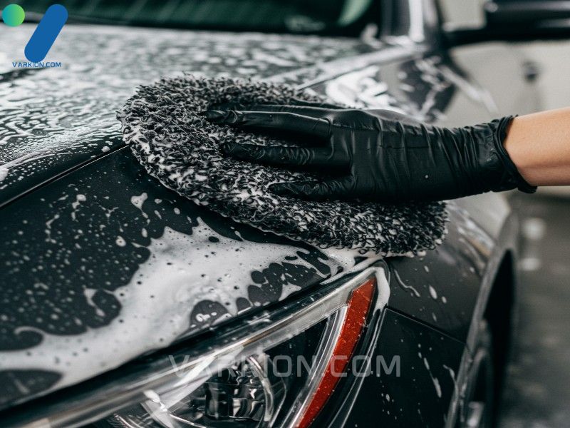 high-lubricity-foam-protecting-car-paint-during-application-of-a-car-wash-soap-alternative