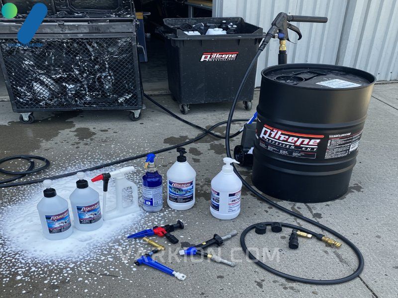 professional-setup-utilizing-bulk-automotive-pressure-washer-soap-for-commercial-detailing-operations