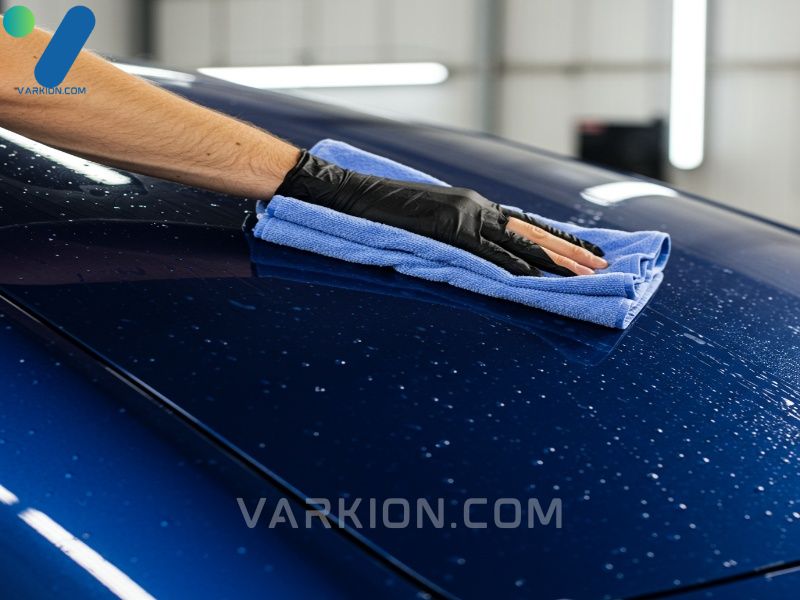 using-high-quality-microfiber-towels-essential-components-of-a-car-cleaning-kit-for-streak-free-drying
